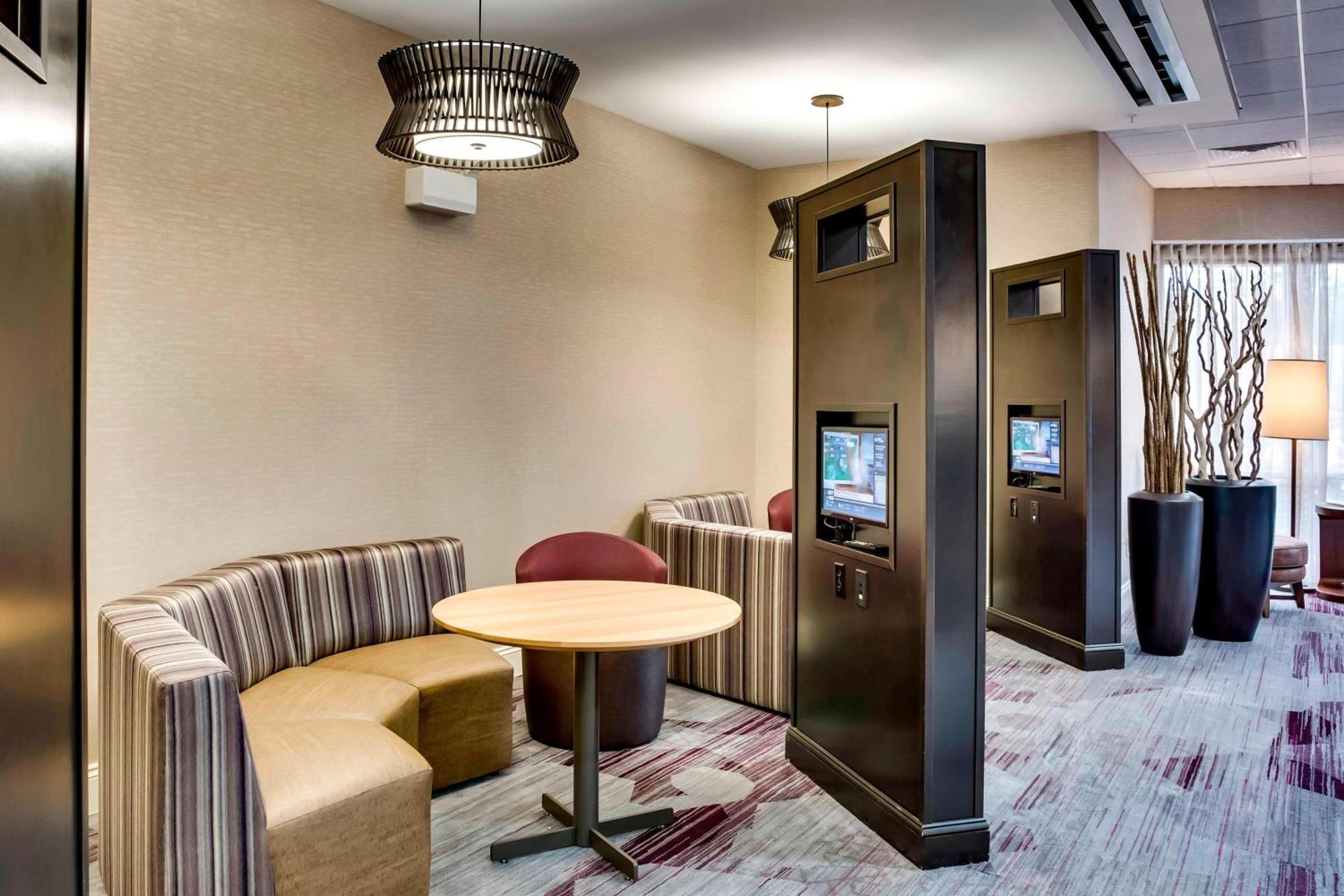 Courtyard Statesville Mooresville/Lake Norman מראה חיצוני תמונה