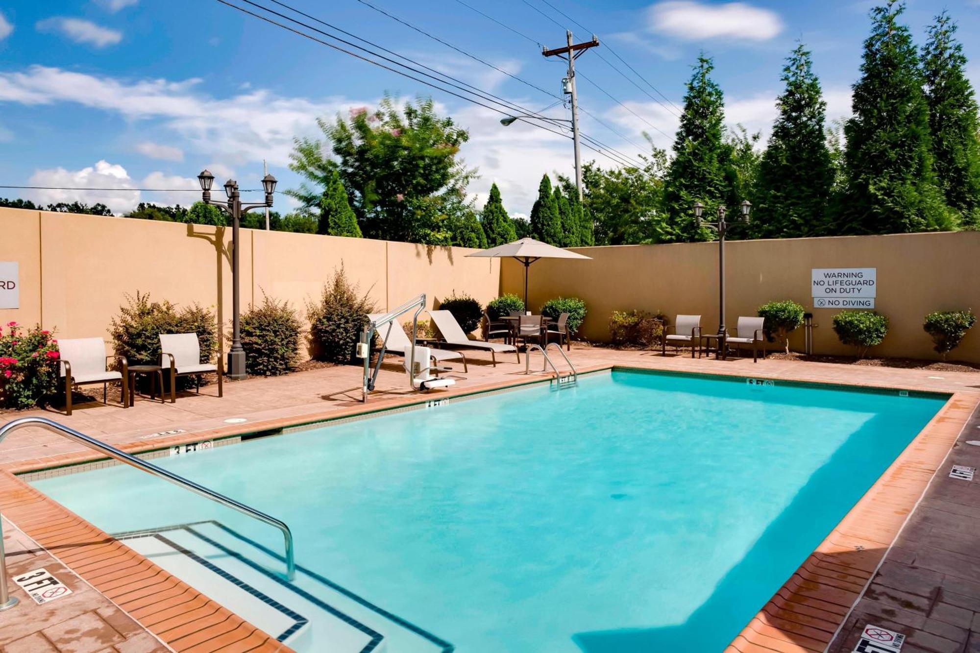 Courtyard Statesville Mooresville/Lake Norman מראה חיצוני תמונה