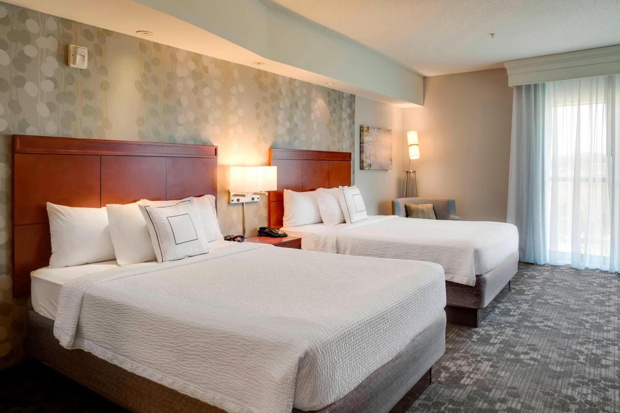 Courtyard Statesville Mooresville/Lake Norman מראה חיצוני תמונה
