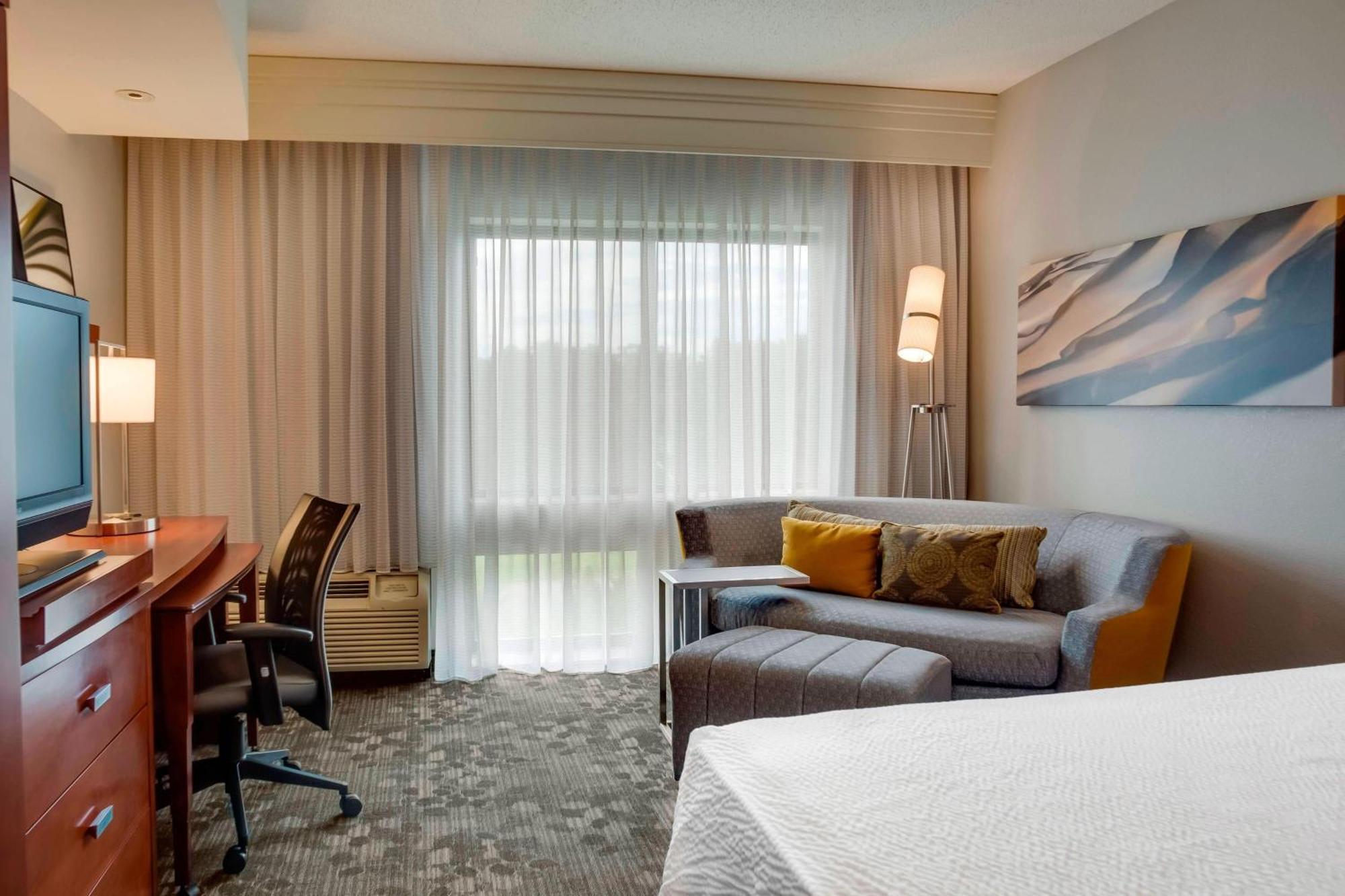 Courtyard Statesville Mooresville/Lake Norman מראה חיצוני תמונה